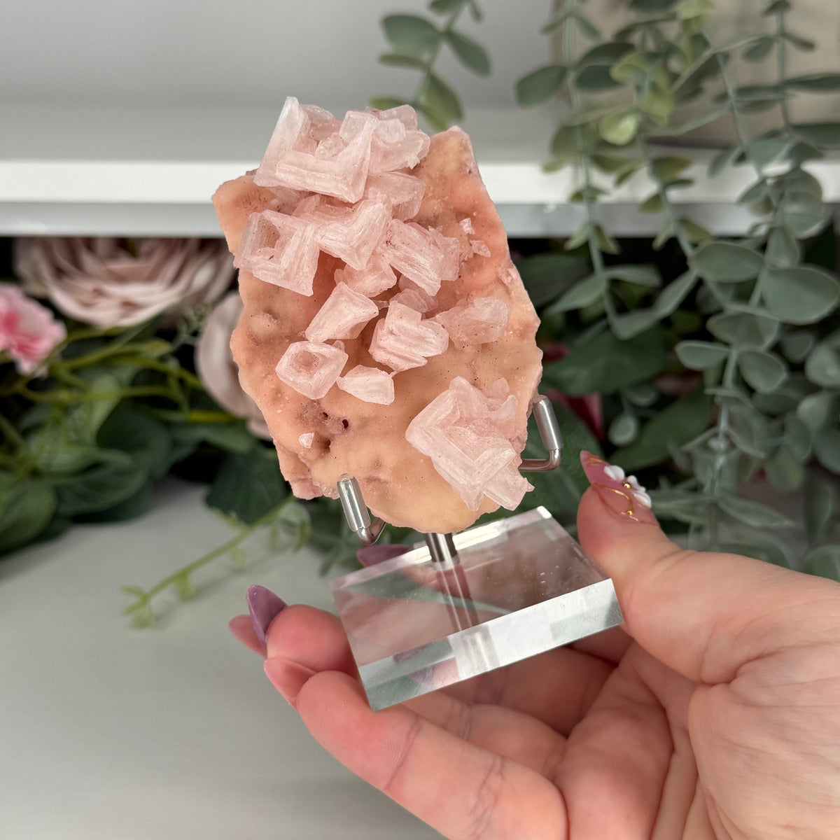 Pink Halite (Stand Included)