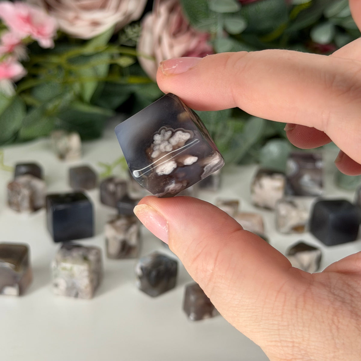 Black Flower Agate Mini Cubes