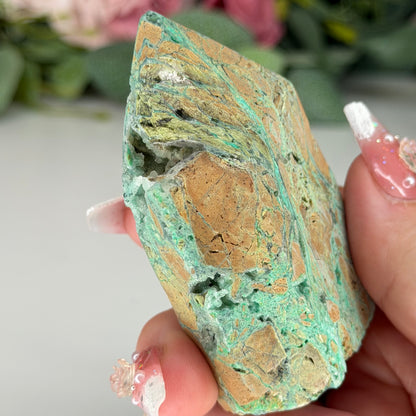 Smithsonite Domino Towers
