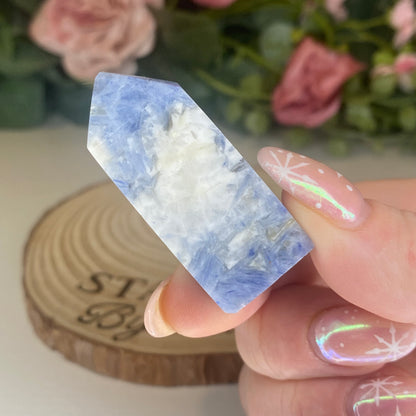Small Kyanite Towers