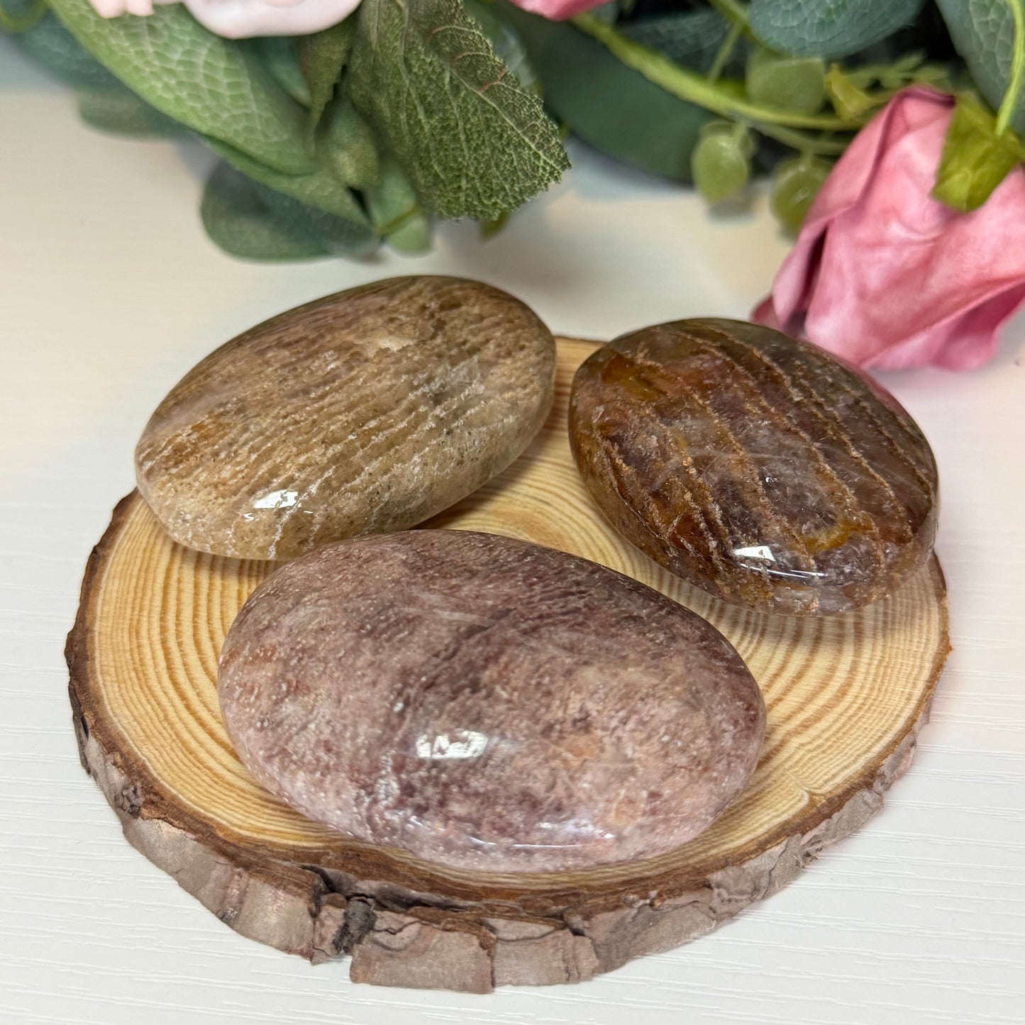 Thousand Layer Garden Quartz Palmstone
