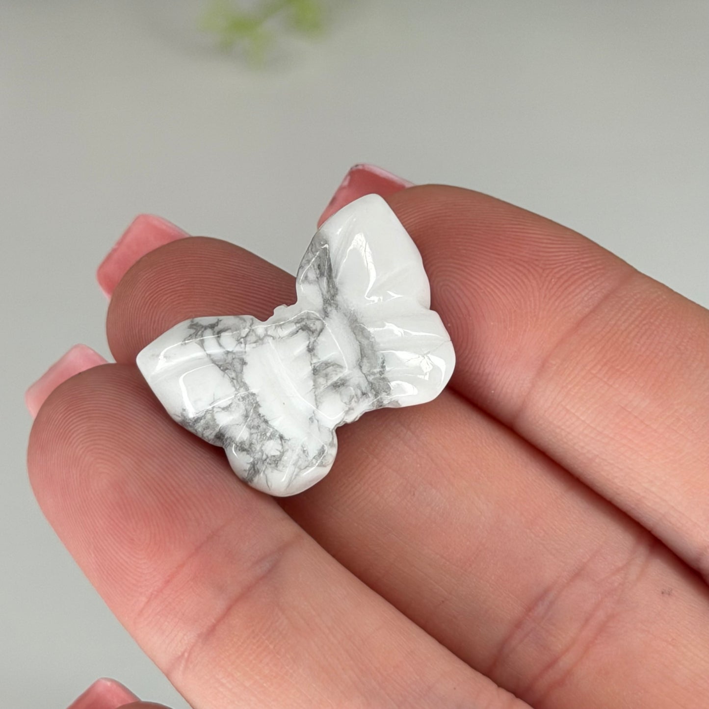 Howlite Mini Butterfly