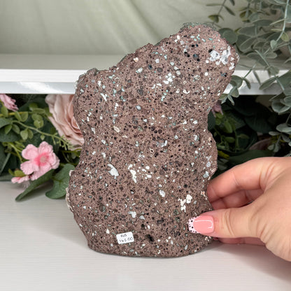 Green Apophyllite With Mordenite (1204g)