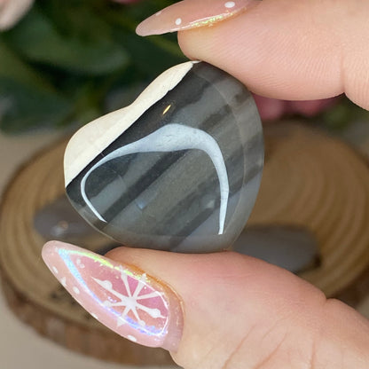Banded Agate Heart (intuitively chosen)