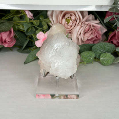 Apophyllite With Pink Chalcedony Z