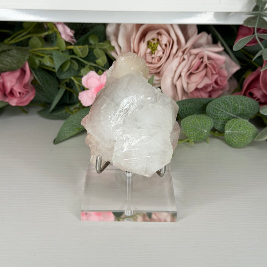 Apophyllite With Pink Chalcedony Z