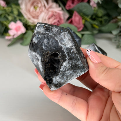 Blue Plume Agate Domino Towers
