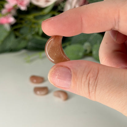 Mini Peach Moonstone Moon