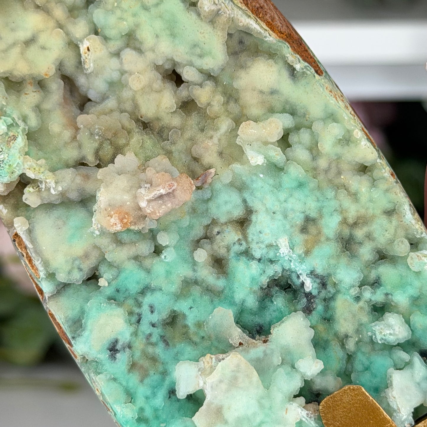 Smithsonite Freeform On Custom Stand