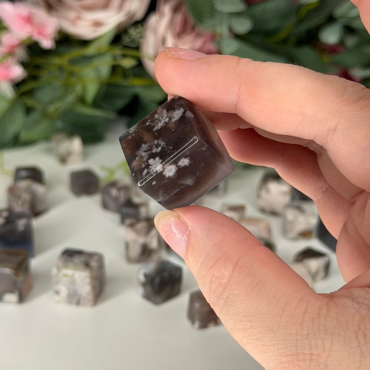 Black Flower Agate Mini Cubes