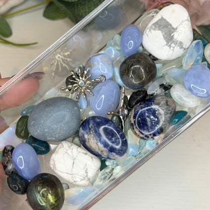 Aquarius Zodiac Crystal Confetti Scoop (200g)