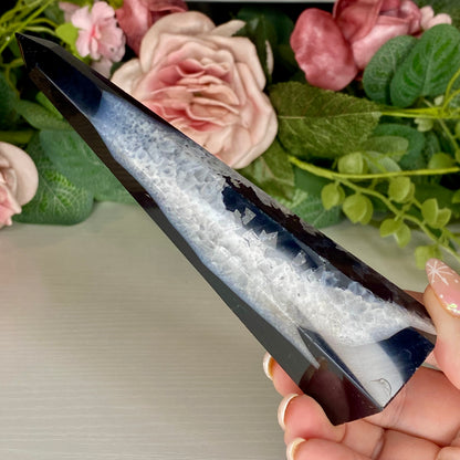 Black Agate Points
