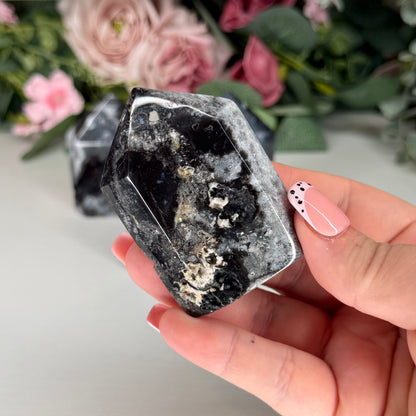 Blue Plume Agate Domino Towers